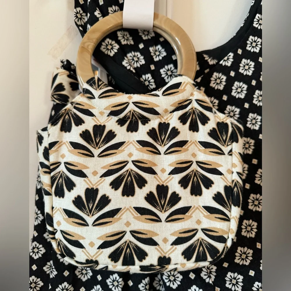 Sigrid Olsen Kids 3 piece outfit black white & beige purse pants top NWT Size 4